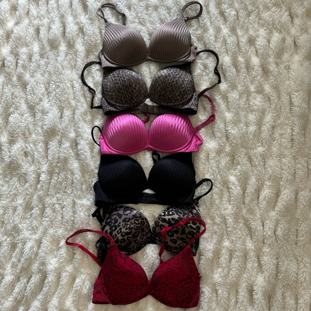 Bundle of 6 Ambrielle Push Up Bras Size 32A
